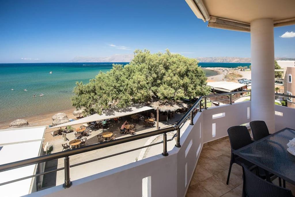 Mavros Molos Seaside Apartment Kíssamos Exterior foto