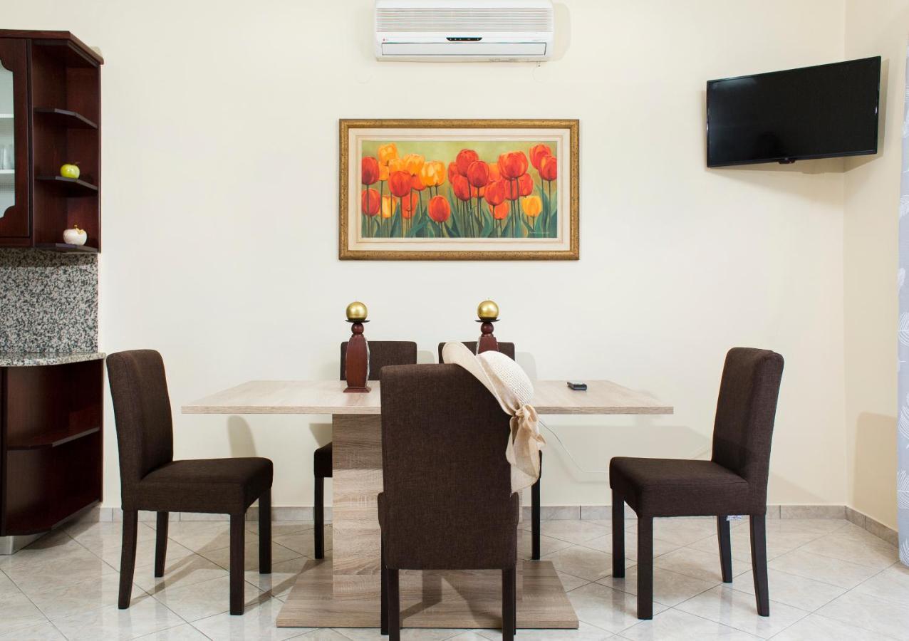 Mavros Molos Seaside Apartment Kíssamos Exterior foto